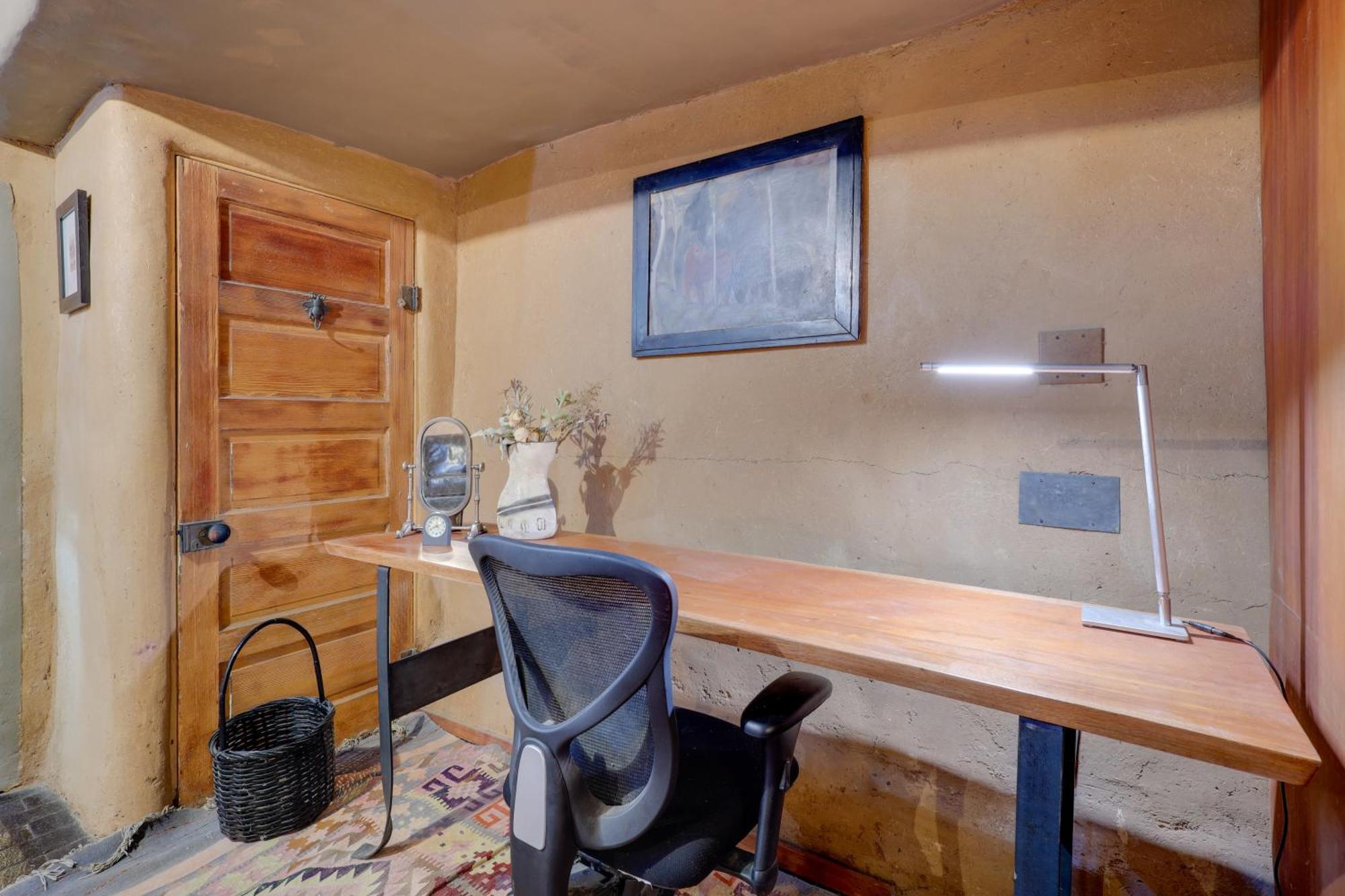 Adobe Studio 2 Blocks To Downtown Santa Fe Plaza! Exterior foto